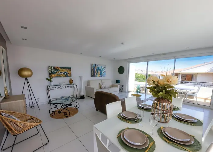 Azzurra Aparthotel 4*