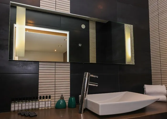 Aparthotel Azzurra Calvi (Corsica)