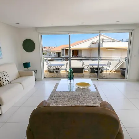 Ξενοδοχείο με διαμερίσματα Azzurra